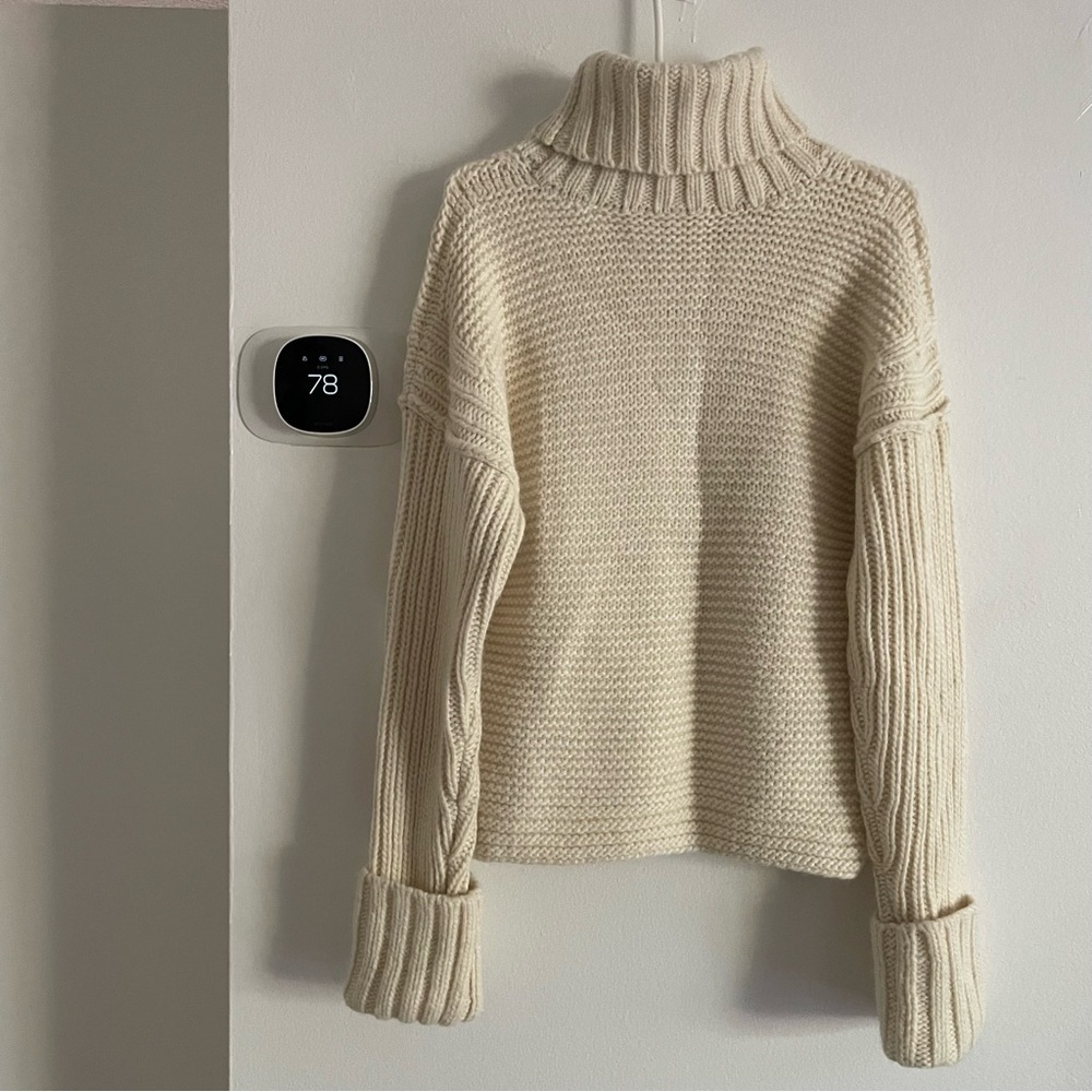 Apiece Apart Cream Turtleneck Sweater size medium